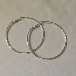Silver hoop earings
